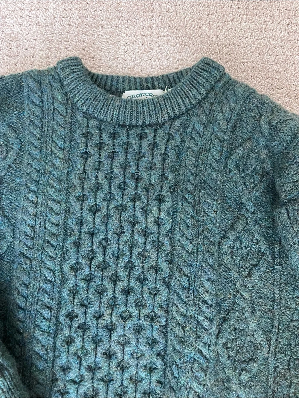 Unisex Cable Knit Crewneck 100% Wool Sweater